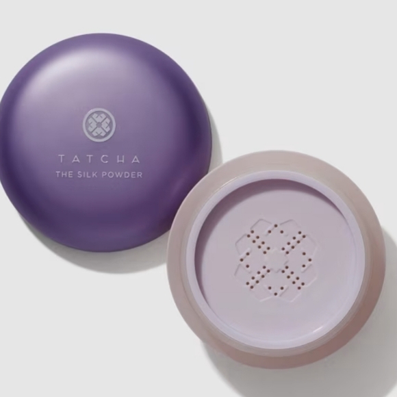 Tatcha The Silk Powder Radiant Setting Powder- Travel Size - Picture 2 of 10